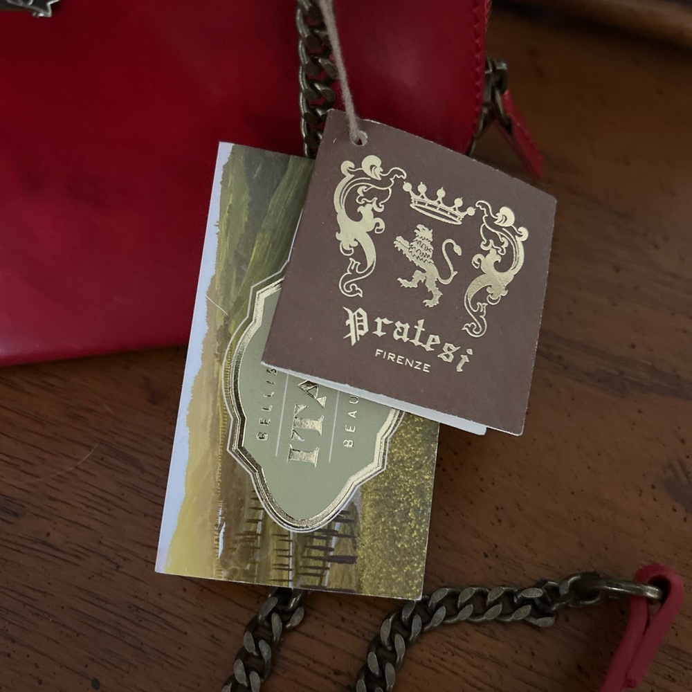 Pratesi Italia Firenze genuine Italian leather Red Crossbody Bag - Picture 4 of 9